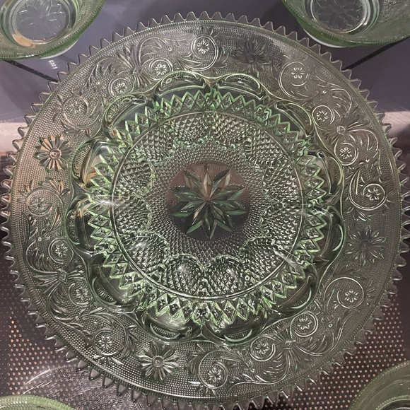 Vintage Green Glass Set - Picture 3 of 9